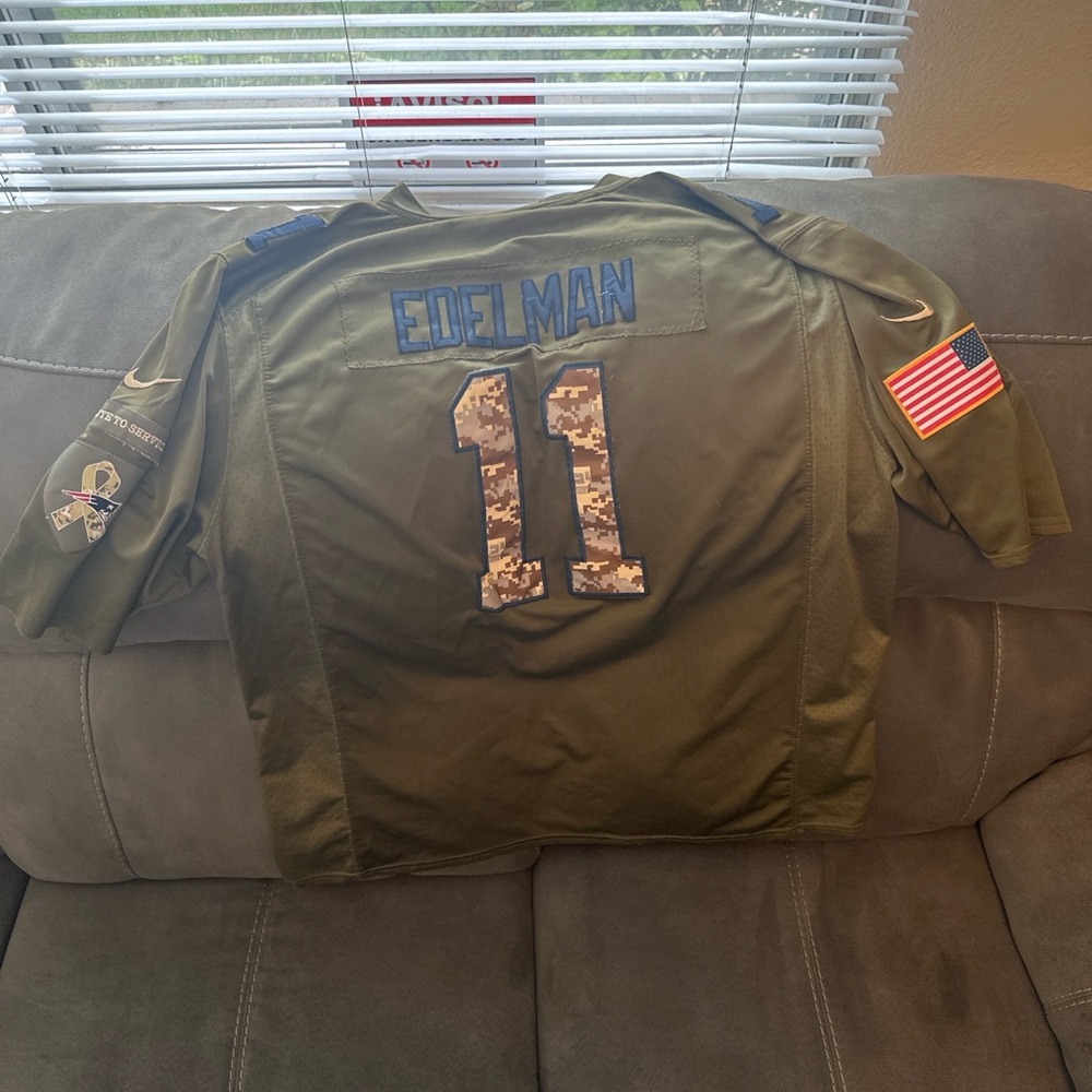 Julian Edelman Patriots #11 Nike Salute to Service NFL Jersey Men’s XXL